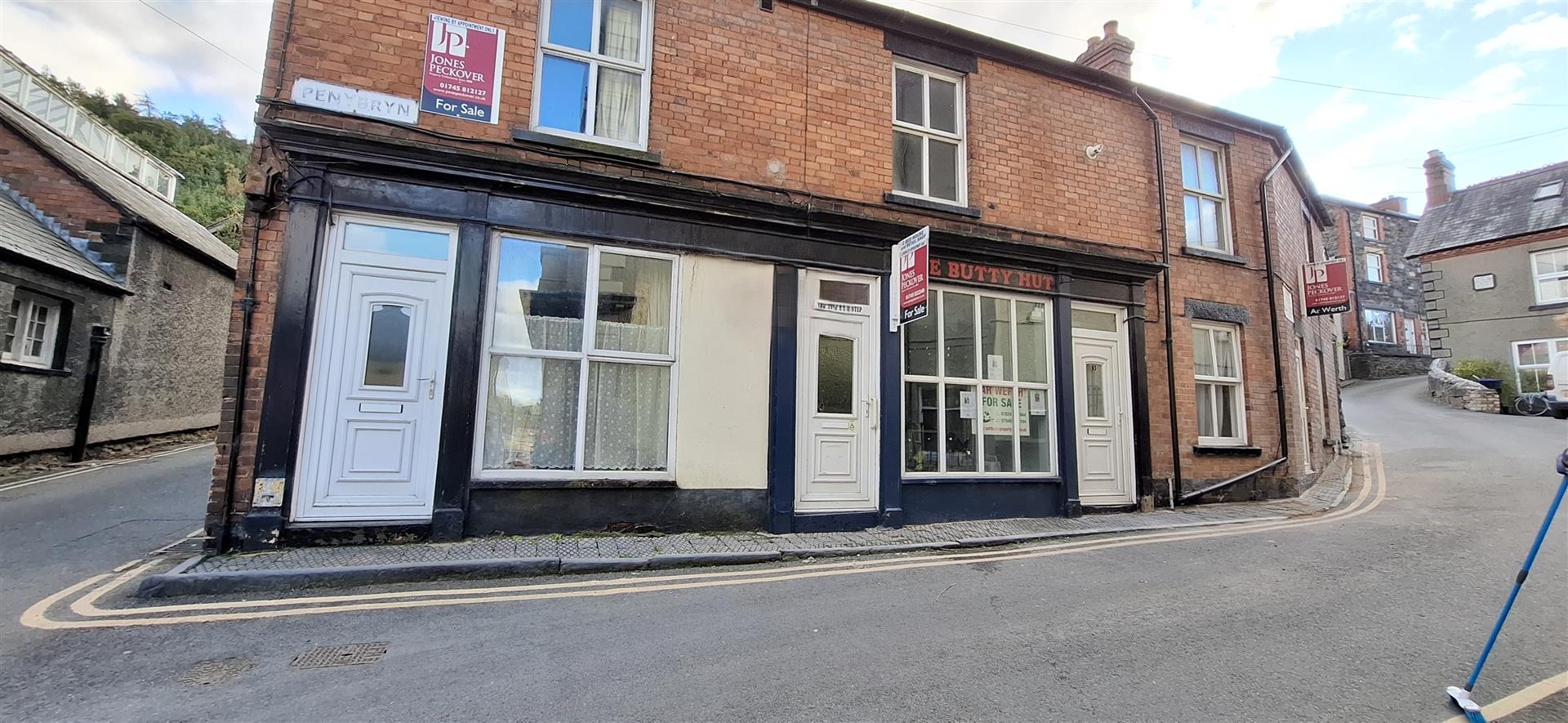 2- 3 Pen Y Bryn, Hill Street, Corwen